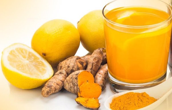 Mix lemon and turmeric in hot water and consume it, there will be miraculous benefits.