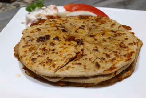 If the stuffed paratha bursts while rolling, follow these cooking hacks, every bite will be crispy and tasty.