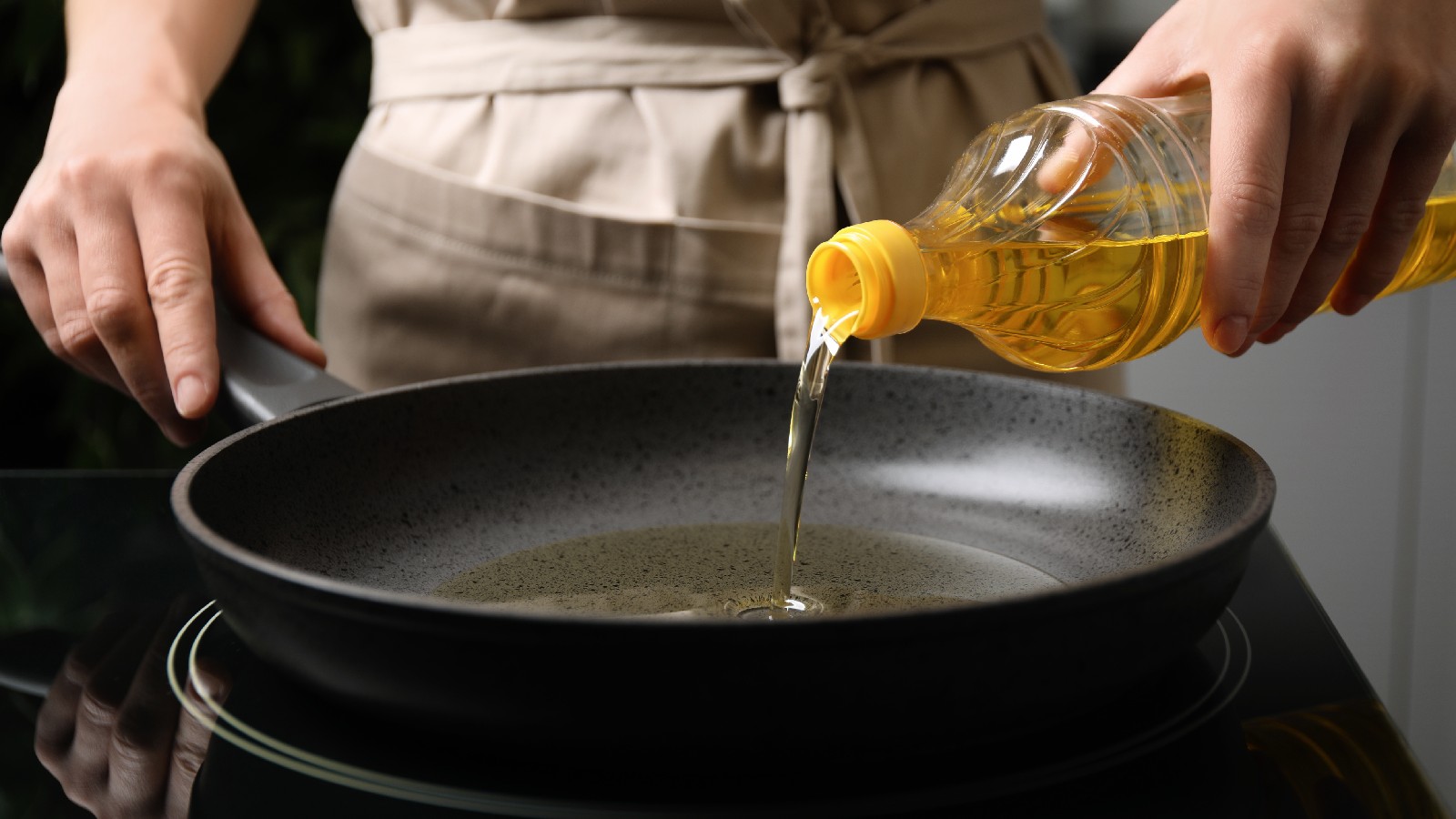 Choosing the wrong oil in food can cause great damage to health, find out what is right for you here